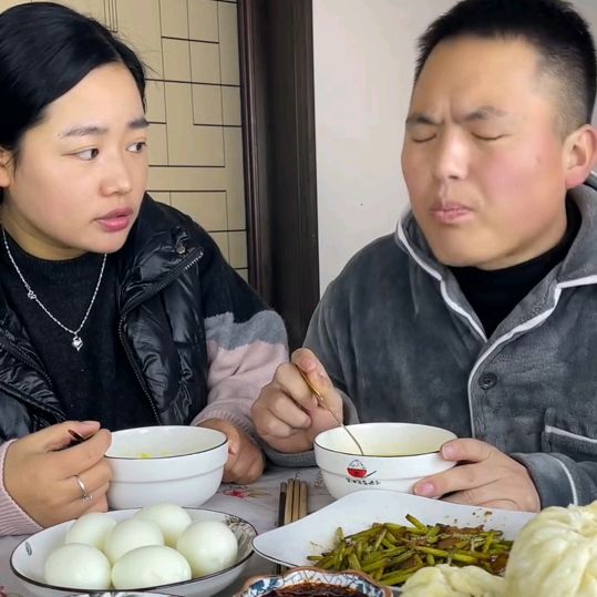 Food mukbang 46